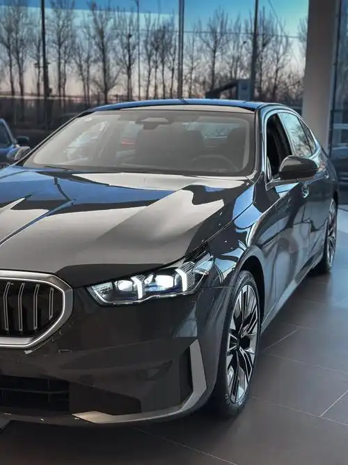 资深车主实拍全新宝马5系2024