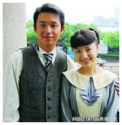 潘粤明和尹姝贻同框被拍相识8年感情稳定破除跟董洁复婚传闻