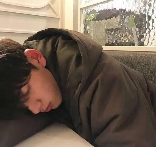 男生头像!曾有人说酷酷的男生温柔且善良