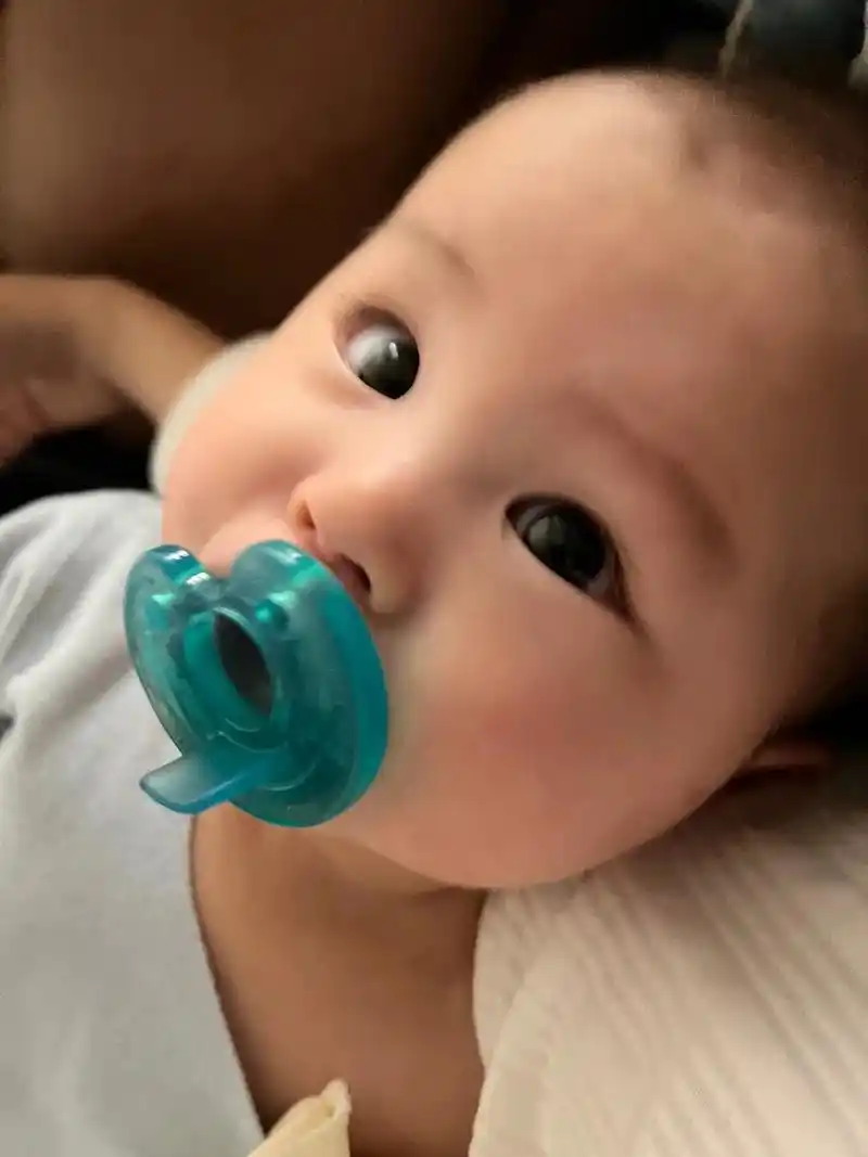 每天卖萌要抱抱#有一个超级可爱的宝宝是什么体验  - 抖音