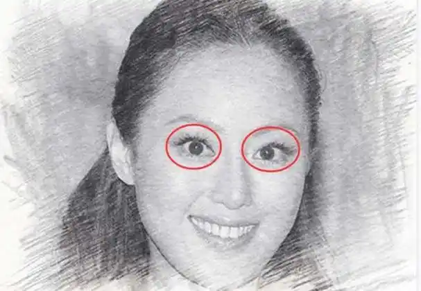 而如果女人是四白眼的话