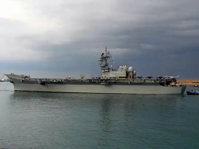 颇具个性的西班牙航母之路