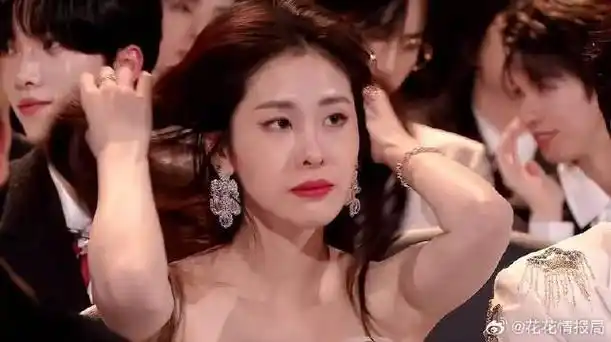 难怪华晨宇当年没把持住,关掉10级美颜后,张碧晨颜值依旧惊人!