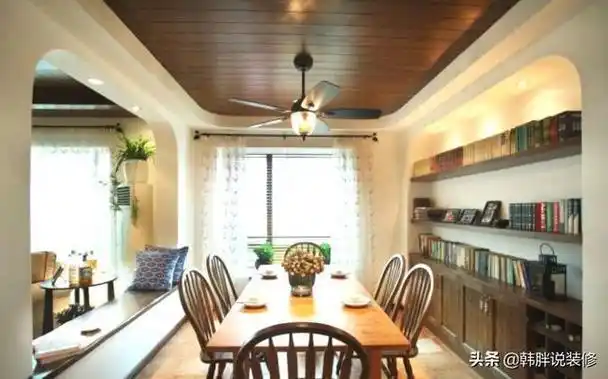 80㎡两室两厅新房木头打造的天花板吊顶谁见过这也太费钱了吧