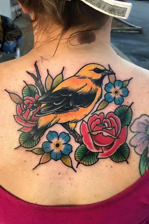 黄鹂鸟纹身图案