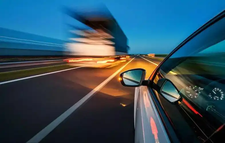 高速公路驾车的6个"雷区",你都知道吗?