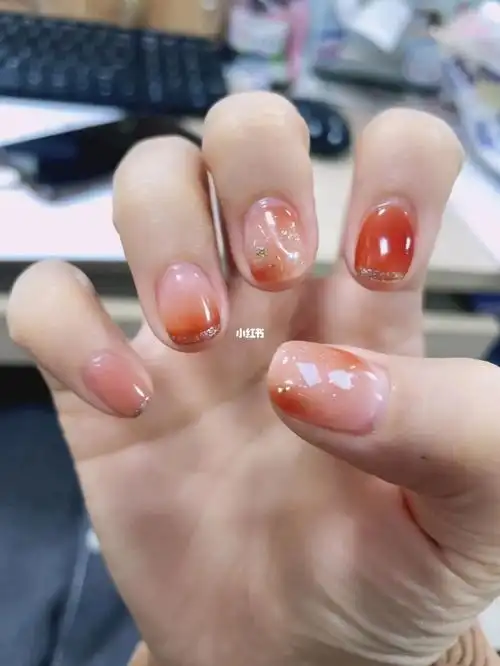 适合黄皮的美甲