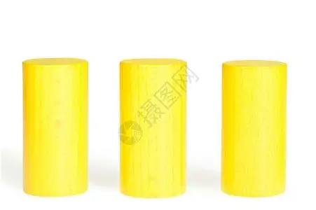 叠起来的圆柱体