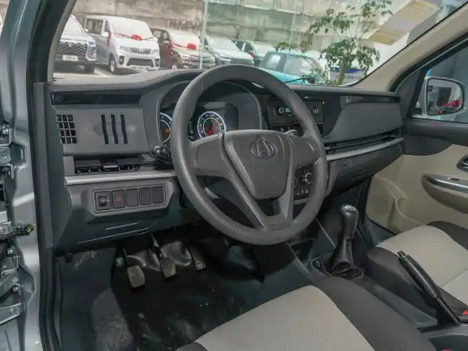 长安凯程 长安星卡 2023款 1.5l单排3.06米载货汽车舒适型