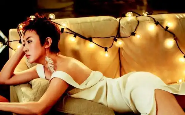 马丽再登《男人装》封面,极具诱惑性感十足,这样的马丽见过吗?