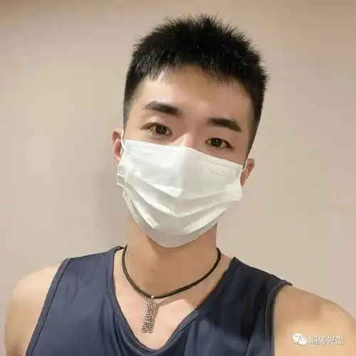 18~30岁的男生,夏季剪这3款发型超帅气,剪完阳光又显精神!