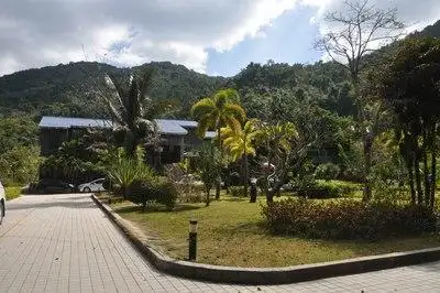 酷路泽海南游记 -霸王岭国家森林公园 鱼鳞洲风景区(陷车)