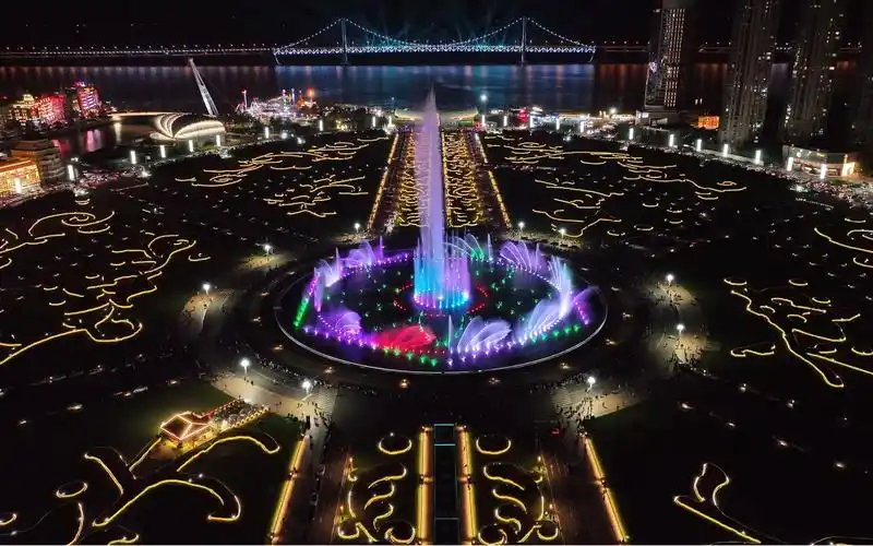 大连星海广场灯光秀