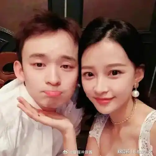 刘德华和妻子朱丽倩,结婚14没办婚礼.