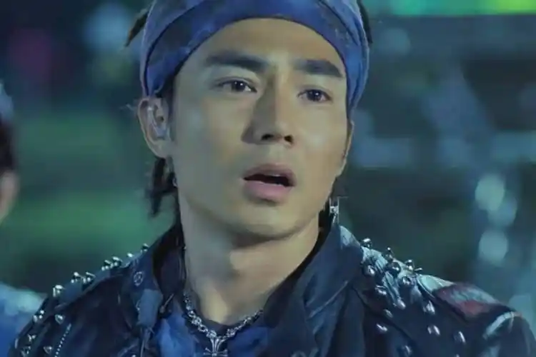 周杰伦的好友刘畊宏定居上海,妻子王婉霏发文炫耀新房_内地