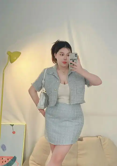 160斤胖mm夏日穿搭