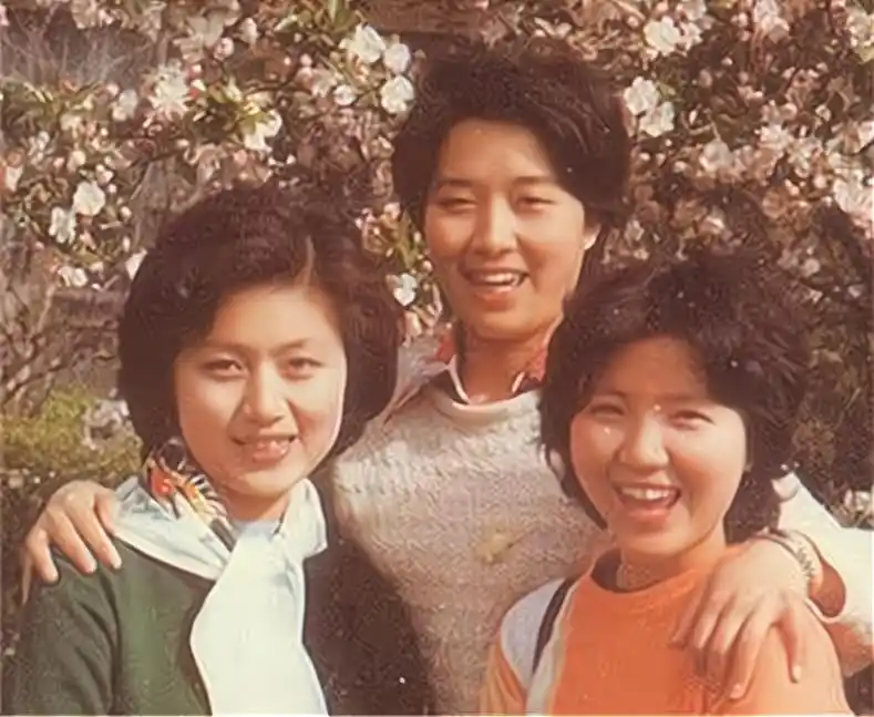 余秋雨前妻李红:上海本地女嫁给无房外地男,结婚10年老公出轨