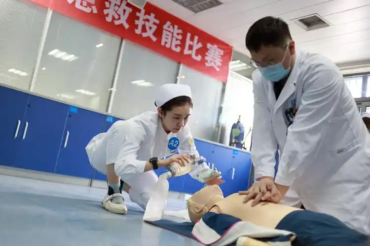 徐州市儿童医院举办急救技能比赛