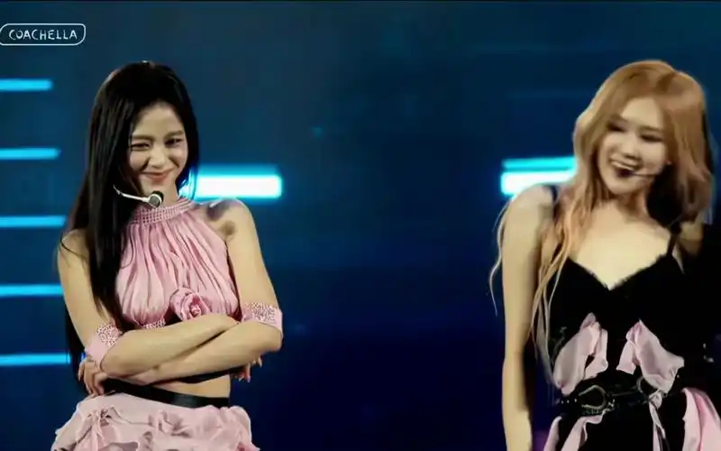 bp《kickit》2023科切拉舞台-舞蹈视频-搜狐视频