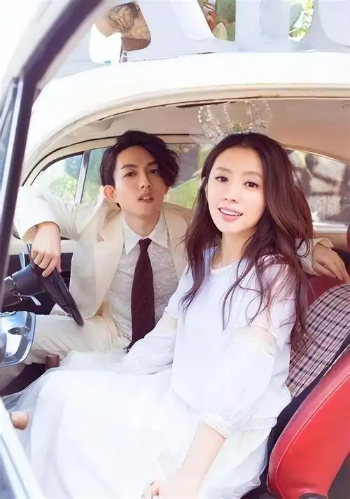 直到和丁文琪结婚,邓紫棋与林宥嘉的这段长达几年的感情,始终没有以