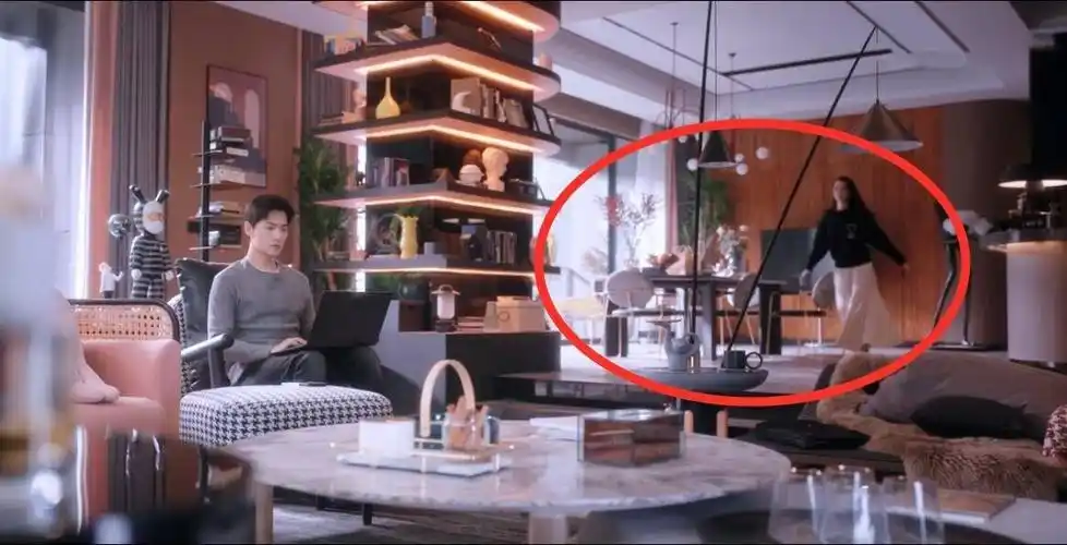 乔晶晶不愧是大女主人设住上海大平层豪宅屋内一览黄浦江江景