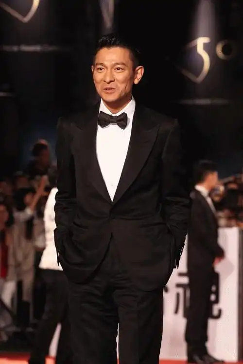 刘德华回顾我一生帮助过很多人但是有一个人看见他就想揍