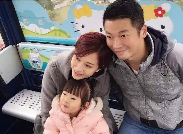 她曾是港剧的最美配角,多次抢镜主角,今生活成这样