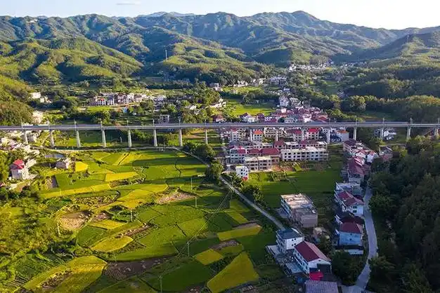 江西兴国:扮靓新农村|兴国县|赣州市|江西省|江背镇_网易订阅