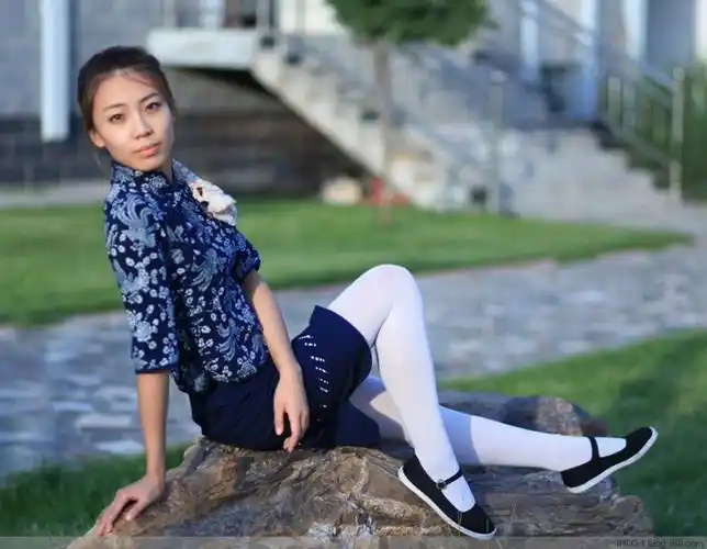 【布鞋情怀】朴素优雅的一带式布鞋(美女行专辑)(116p)