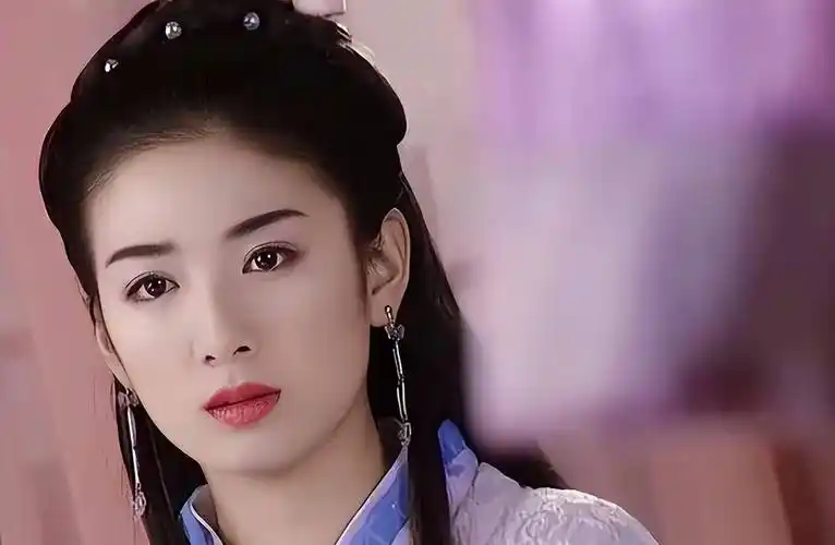 黄奕的14个古装角色,玉湖娇俏可人,秀莲英姿飒美,素贞端庄秀雅_操场