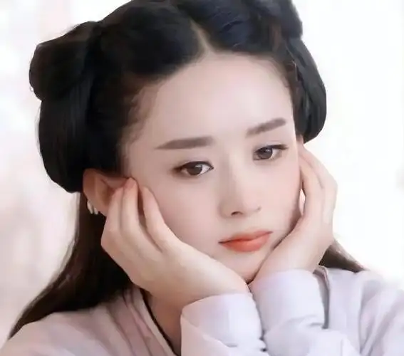 赵丽颖带儿子逛动物园,罕晒母子合照秀幸福,5岁想想