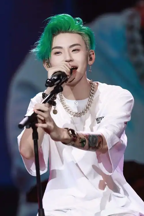 "我们大家都在蜕变,直到把我们梦想都兑现"——小鬼王琳凯