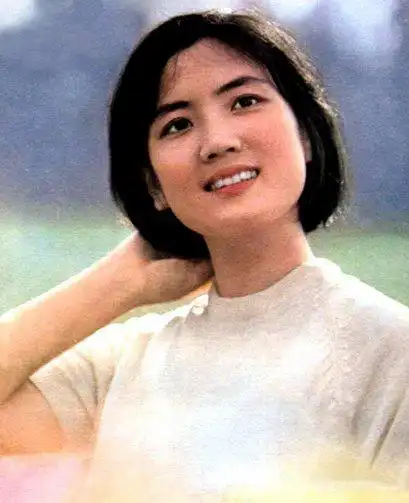 演员李秀明近况与近照曝光 知情人称其在加拿大相夫教子