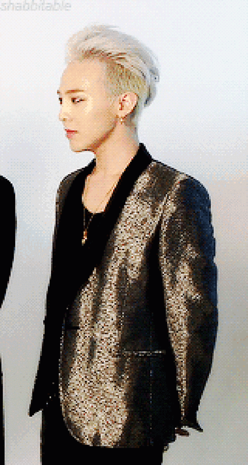 权志龙gif转头gif微笑gif韩国gif