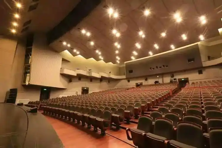 中央戏剧学院教学实习演出中心2019年招聘启事