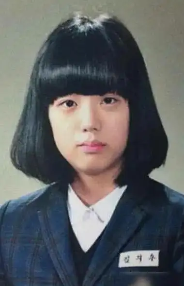 blackpink金智秀变样粉丝晒七年前旧照力证女儿长大了