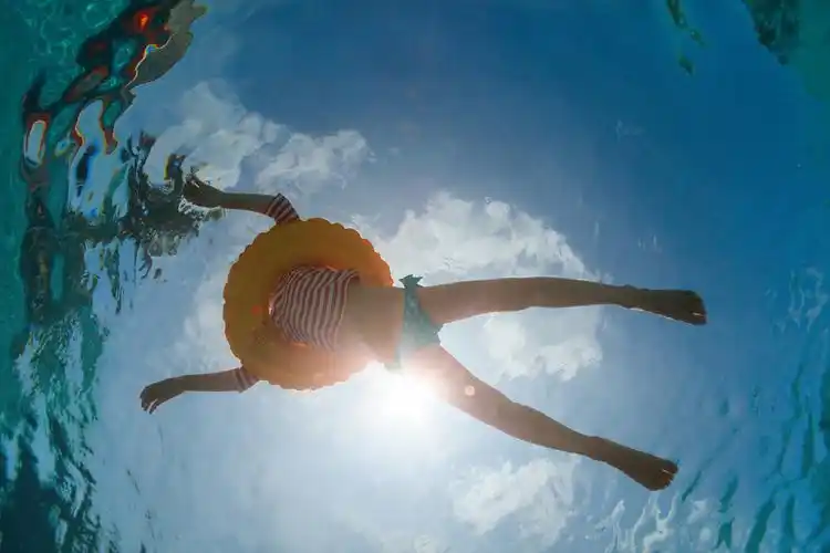 小女孩,游泳池,水下,照片,游泳,游泳圈