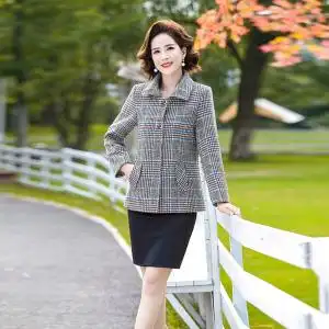 迪葵纳旗艦店福玛玛中老年阔夫人女装正品麦子熟了妈妈外套