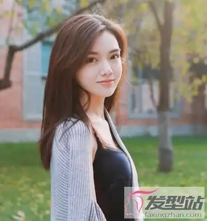 直发发尾怎么剪时尚 齐发尾剪裁淑女优雅_发型站_最新流行发型设计