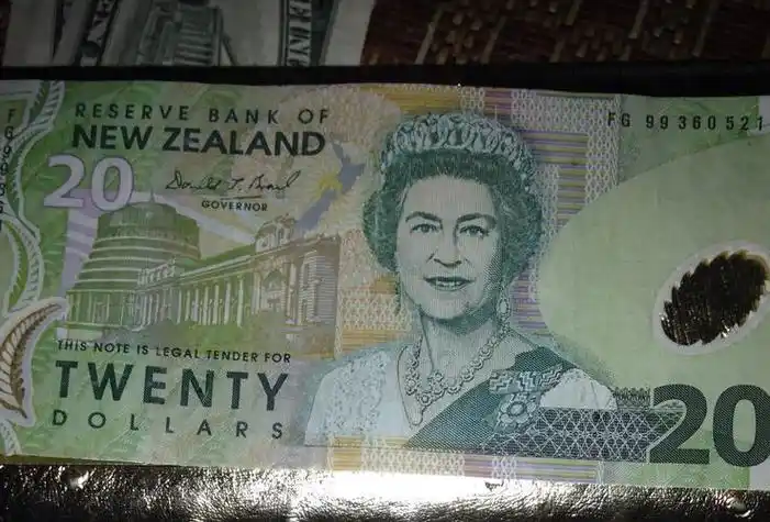 100万英镑是多少人民币