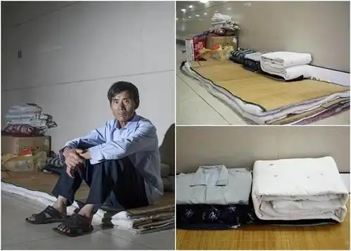 最整洁流浪汉彭佩平原来因到广东打工不成,返回长沙时被骗去钱包,被迫