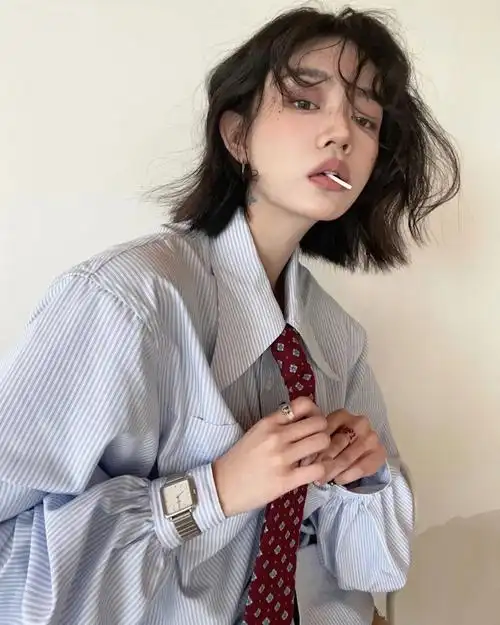 最热韩系中短发的蛋糕卷