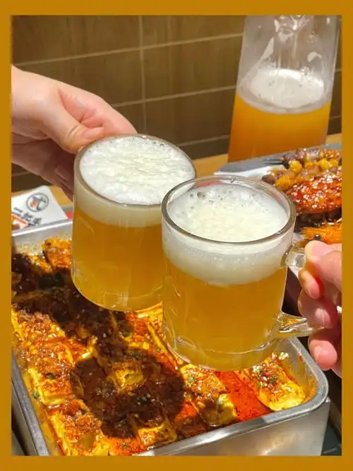 深圳宵夜朋友欢聚就要精酿啤酒配烧