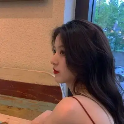 气质女生低调优雅头像