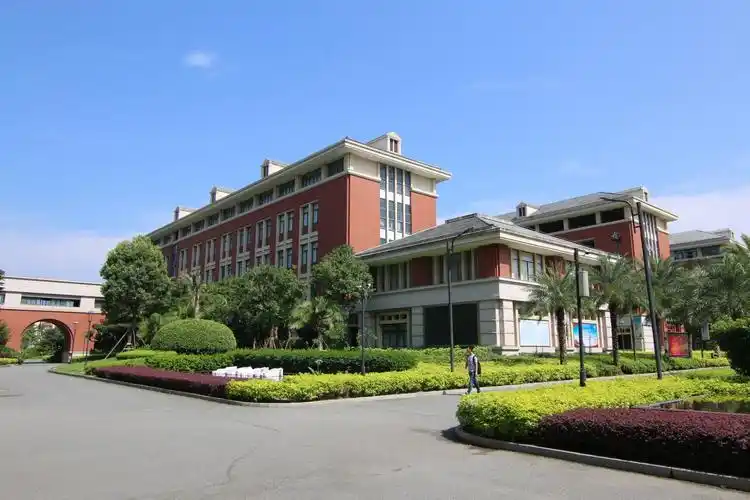 福建福清文光中学