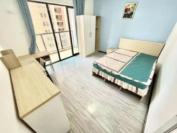 【多图】鹤唐福景,大商汇租房,(个人)急租鹤唐福景单间带大阳台 近