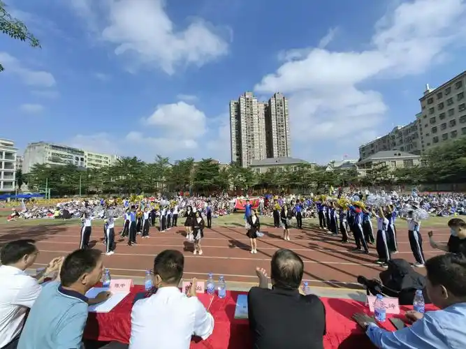 南联学校阳光体育魅力绽放