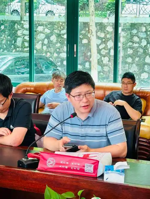 广州市教研院与番禺区教师发展中心莅临象贤中学开展教学视导工作