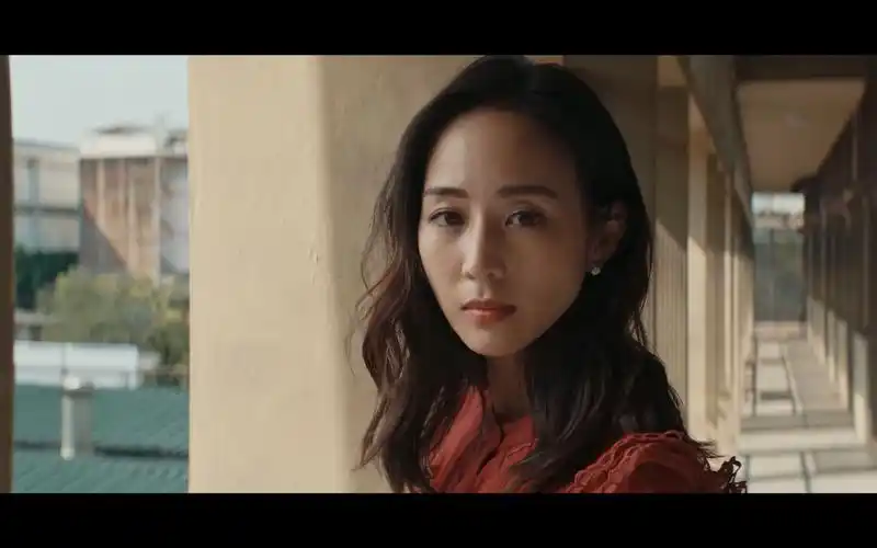 唐人街探案里的张钧甯