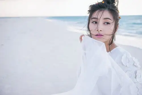 斓曦丸子头变身异域美女丸子头发型太仙了